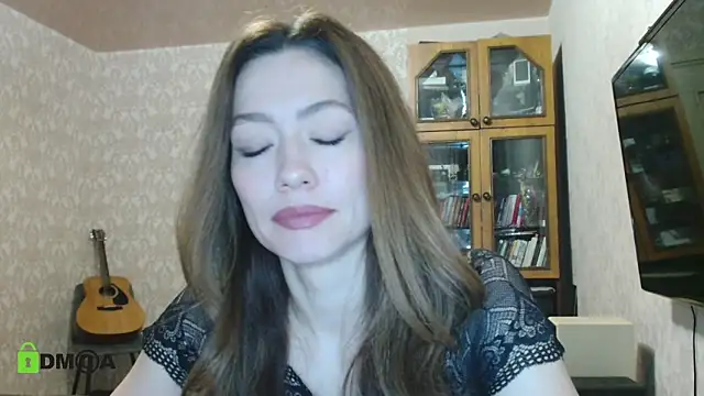 Snapshot of alicia_spicy chatting on 12/06/24, 03:19 alicia spicy online show from 12/06/24, 03:19