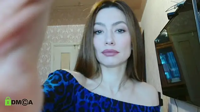 Snapshot of alicia_spicy chatting on 02/11/25, 04:33 alicia spicy online show from 02/11/25, 04:33