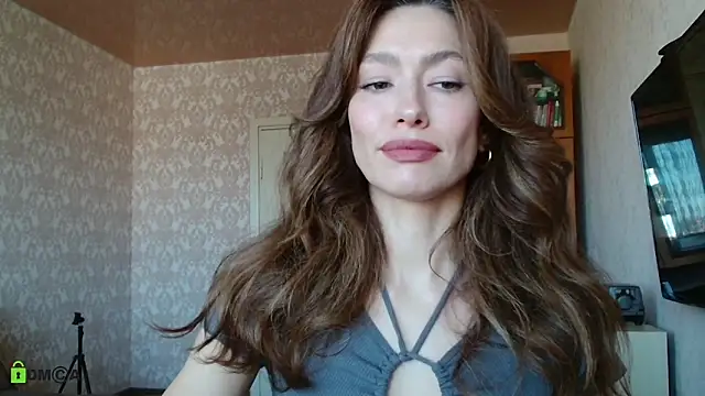 Snapshot of alicia_spicy chatting on 09/18/25, 07:32 alicia spicy online show from 09/18/25, 07:32