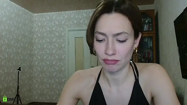 Snapshot of alicia_spicy chatting on 10/03/25, 04:15 alicia spicy online show from 10/03/25, 04:15