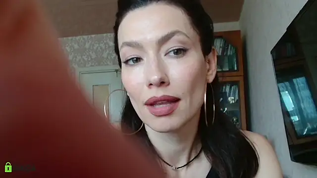 Snapshot of alicia_spicy chatting on 05/29/26, 09:29 alicia spicy online show from 05/29/26, 09:29