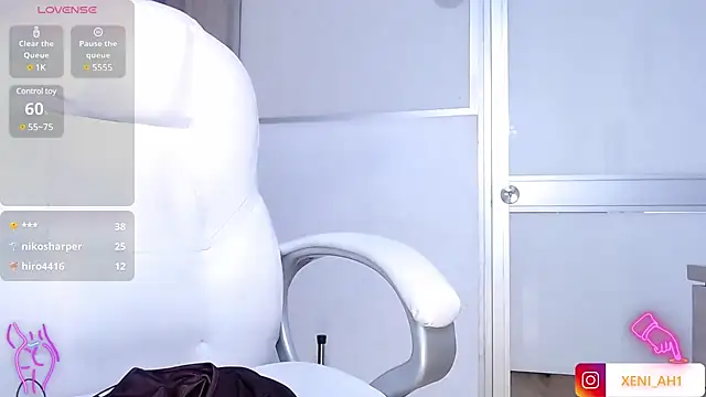 xenia golden online show from 02/18/25, 03:32