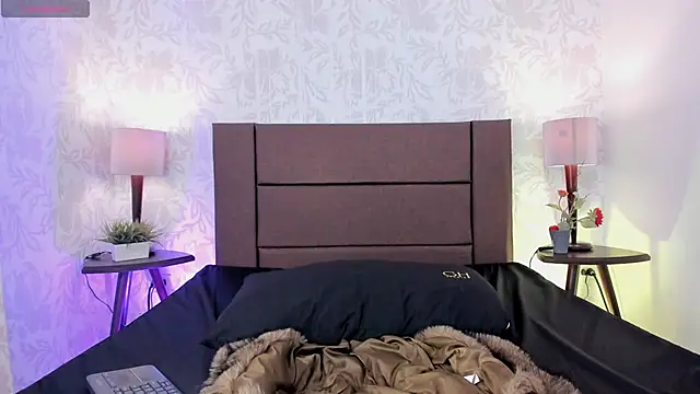 xenia golden online show from 10/18/25, 01:01