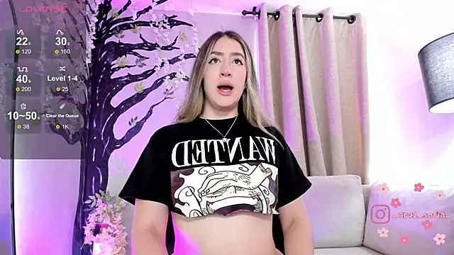  AlejaCruz  online show from 03/10/26, 07:41