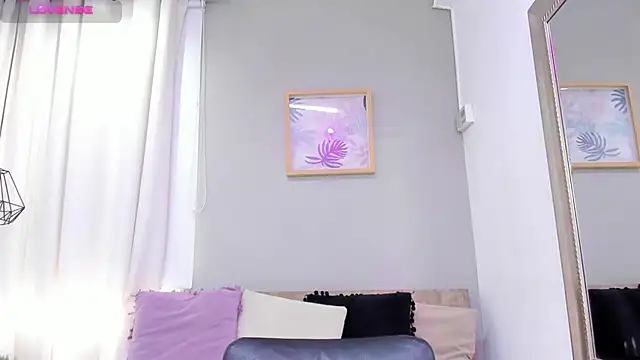  AlejaCruz  online show from 04/14/26, 07:09