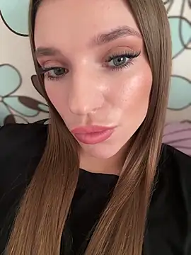 adel secret online show from 02/20/25, 09:44