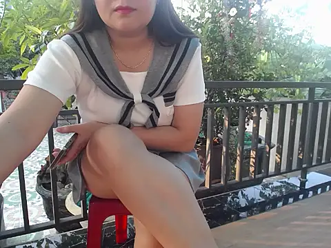 Nanaly Sweet online show from 10/19/25, 11:38