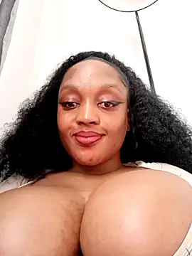 Snapshot of Busty_Bambi chatting on 05/31/26, 10:00 Busty Bambi online show from 05/31/26, 10:00