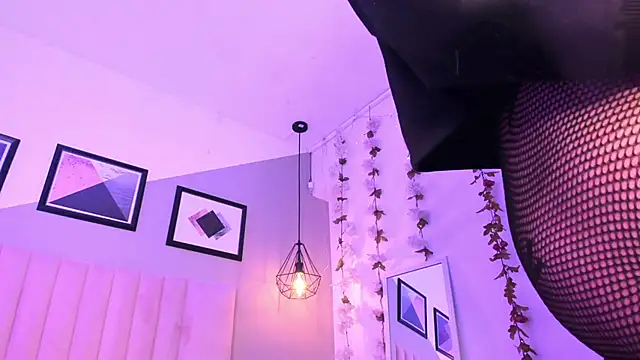 Violetta Nur online show from 09/09/25, 11:48