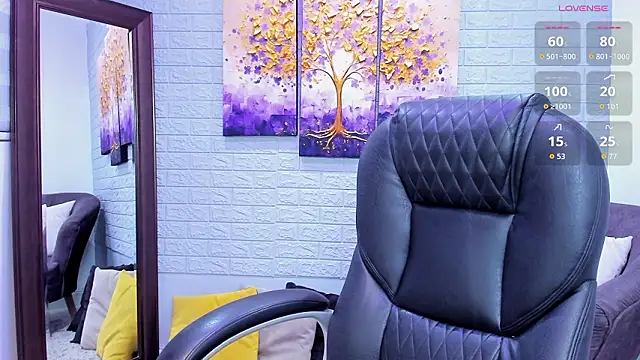  LaraMom  online show from 03/30/26, 06:09