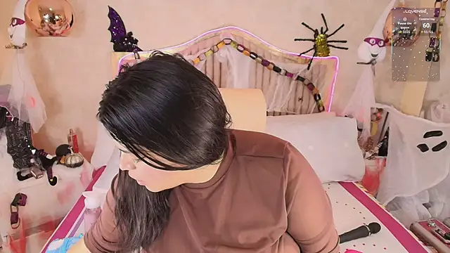 Kismett aziz online show from 10/30/25, 03:52