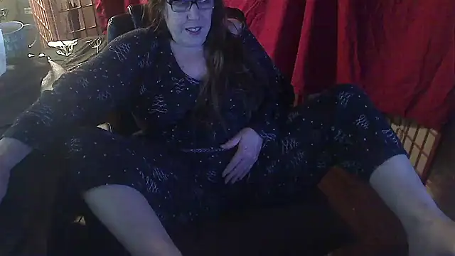 Snapshot of Ireallysquirt chatting on 01/18/25, 07:07 Ireallysquirt online show from 01/18/25, 07:07