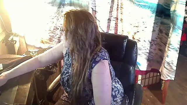 Snapshot of Ireallysquirt chatting on 01/27/25, 03:37 Ireallysquirt online show from 01/27/25, 03:37