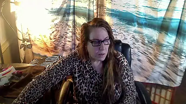 Snapshot of Ireallysquirt chatting on 01/31/25, 04:14 Ireallysquirt online show from 01/31/25, 04:14