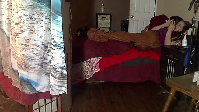 Snapshot of Ireallysquirt chatting on 02/01/25, 07:57 Ireallysquirt online show from 02/01/25, 07:57