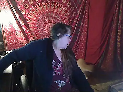 Snapshot of Ireallysquirt chatting on 02/24/25, 03:33 Ireallysquirt online show from 02/24/25, 03:33
