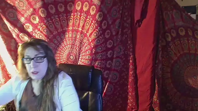 Snapshot of Ireallysquirt chatting on 03/03/25, 02:04 Ireallysquirt online show from 03/03/25, 02:04