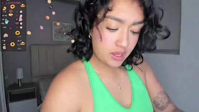 ema saenz online show from 12/30/24, 06:49