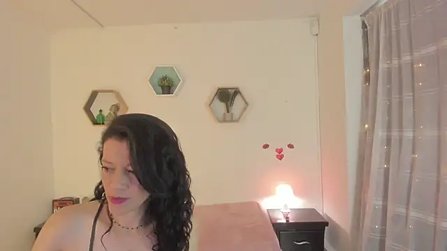 Snapshot of Paloma_victory chatting on 05/01/26, 03:16 Paloma victory online show from 05/01/26, 03:16