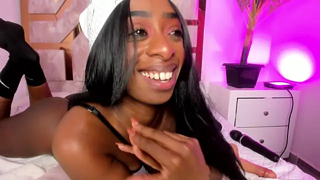 Snapshot of Anny_osorio chatting on 02/12/25, 12:16 Anny osorio online show from 02/12/25, 12:16