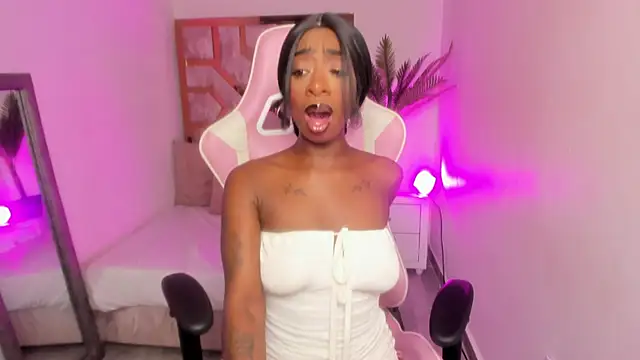 Snapshot of Anny_osorio chatting on 03/01/25, 07:26 Anny osorio online show from 03/01/25, 07:26