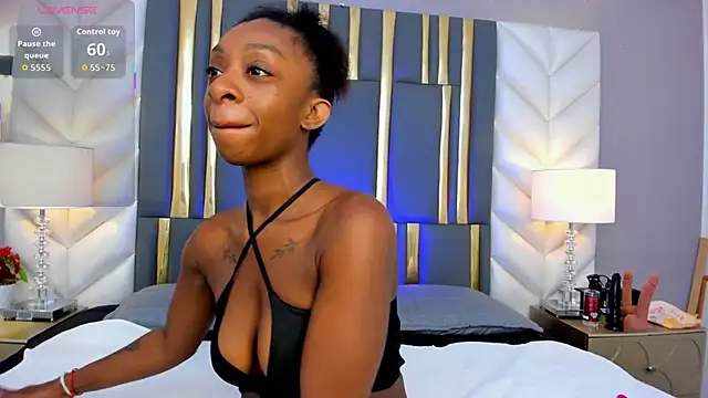 Snapshot of Anny_osorio chatting on 09/15/25, 07:36 Anny osorio online show from 09/15/25, 07:36