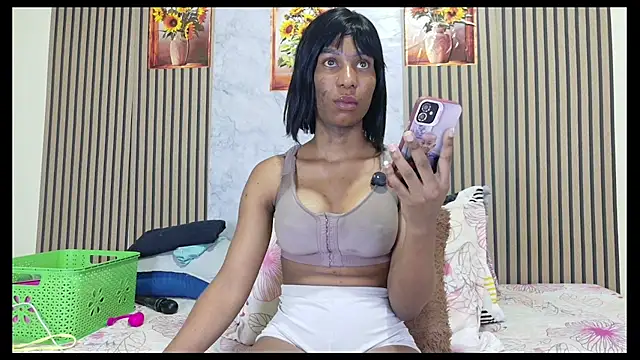 Snapshot of Amarantha_love69 chatting on 07/29/26, 02:48 Amarantha love69 online show from 07/29/26, 02:48