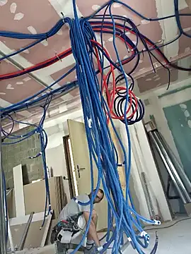 Snapshot of robertilevis chatting on 09/18/25, 10:39 robertilevis online show from 09/18/25, 10:39