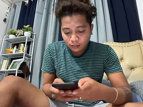 Snapshot of asian_sweetboy chatting on 02/19/26, 10:00 asian sweetboy online show from 02/19/26, 10:00