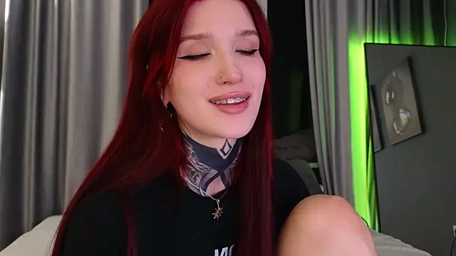 SophieInkk online show from 03/28/26, 12:54