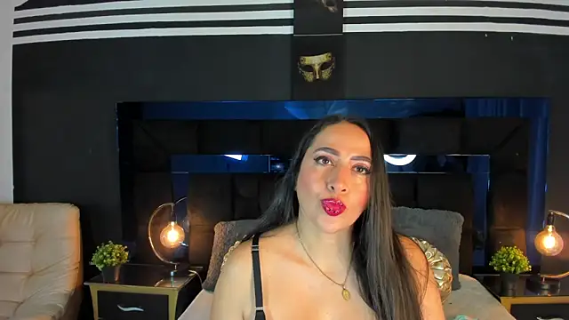 MayraVegas online show from 02/06/25, 01:32