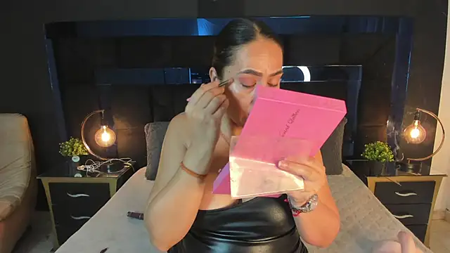 MayraVegas online show from 02/15/25, 01:38