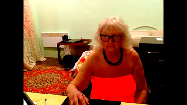 Snapshot of Natali7634 chatting on 05/20/26, 03:40 Natali7634 online show from 05/20/26, 03:40