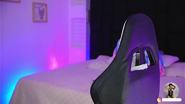 Marianamonroe  online show from 04/12/26, 11:37