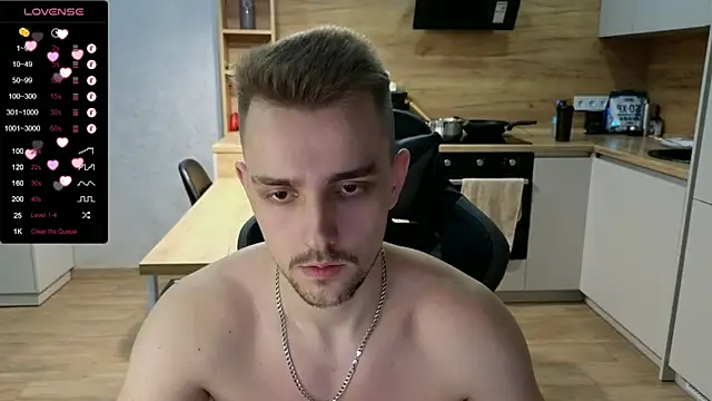 Snapshot of Larstar01 chatting on 01/29/25, 08:46 Larstar01 online show from 01/29/25, 08:46