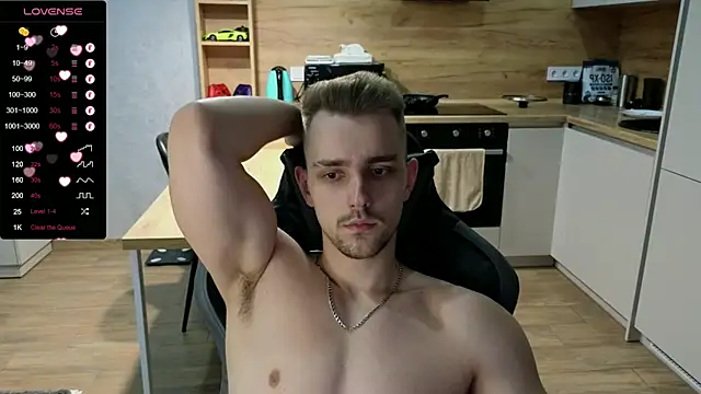 Snapshot of Larstar01 chatting on 02/09/25, 04:29 Larstar01 online show from 02/09/25, 04:29