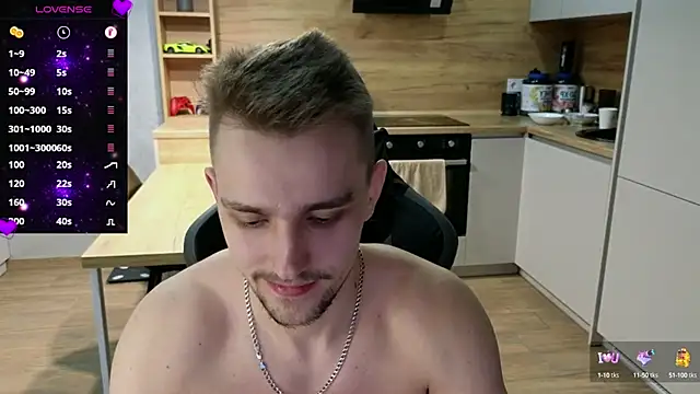 Snapshot of Larstar01 chatting on 02/16/25, 07:49 Larstar01 online show from 02/16/25, 07:49