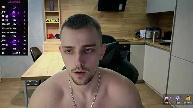 Snapshot of Larstar01 chatting on 03/08/25, 08:57 Larstar01 online show from 03/08/25, 08:57