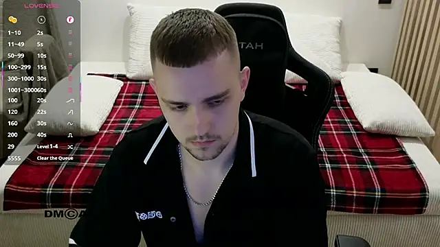 Larstar01 online show from 03/19/26, 08:57