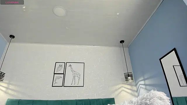 tiffani  love online show from 02/24/25, 06:26