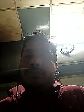 Snapshot of DeepakXxxR86 chatting on 11/25/25, 06:19 DeepakXxxR86 online show from 11/25/25, 06:19