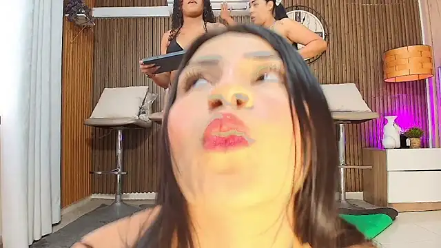 Snapshot of canelasquirt chatting on 02/25/26, 06:39 canelasquirt online show from 02/25/26, 06:39