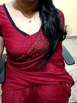 Nithya 05 online show from 09/29/25, 05:01