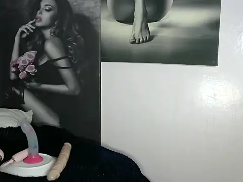 Petite lexii online show from 12/15/25, 09:52