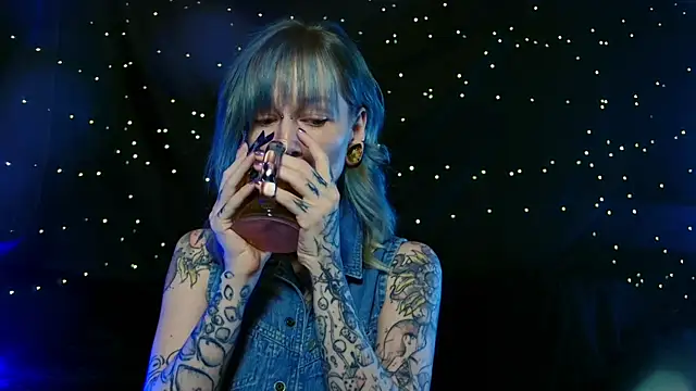 Littlespacemouse online show from 12/20/25, 09:44