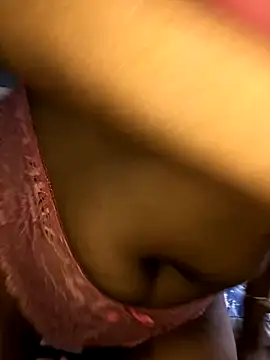 Nicole Liam  online show from 10/26/25, 08:53