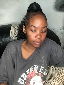 Nicole Liam  online show from 03/11/26, 08:04