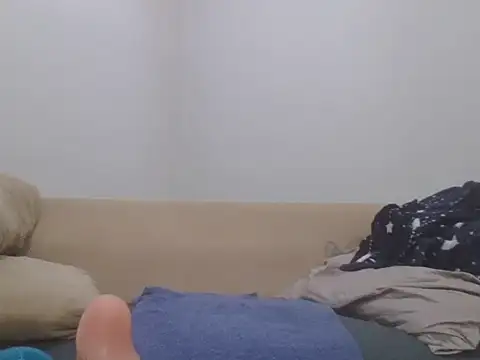 Snapshot of GermanxMD chatting on 02/25/26, 01:32 GermanxMD online show from 02/25/26, 01:32