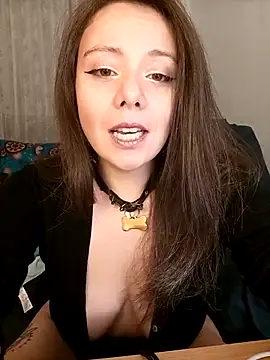 Kimiechanuwu online show from 11/14/25, 05:55