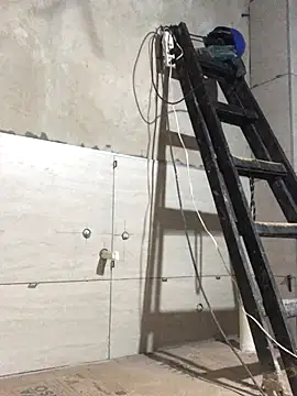 Edanvvv online show from 10/28/25, 12:52